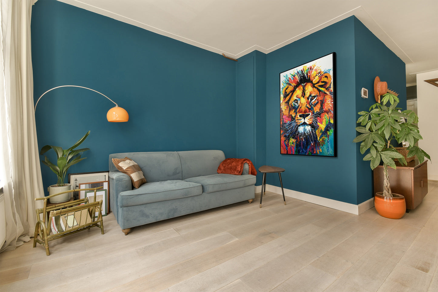 Bunte Bilder auf Leinwand mit Rahmen